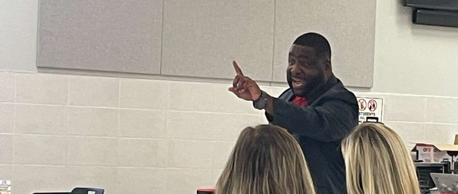 Dr. Larry Polk Delivering an Inspirational Message to New Teachers at Colorado ISD