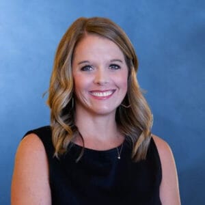 Kristin Luft Headshot