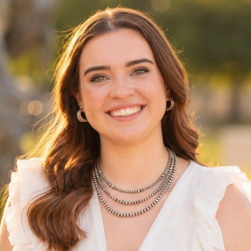 ella wood headshot